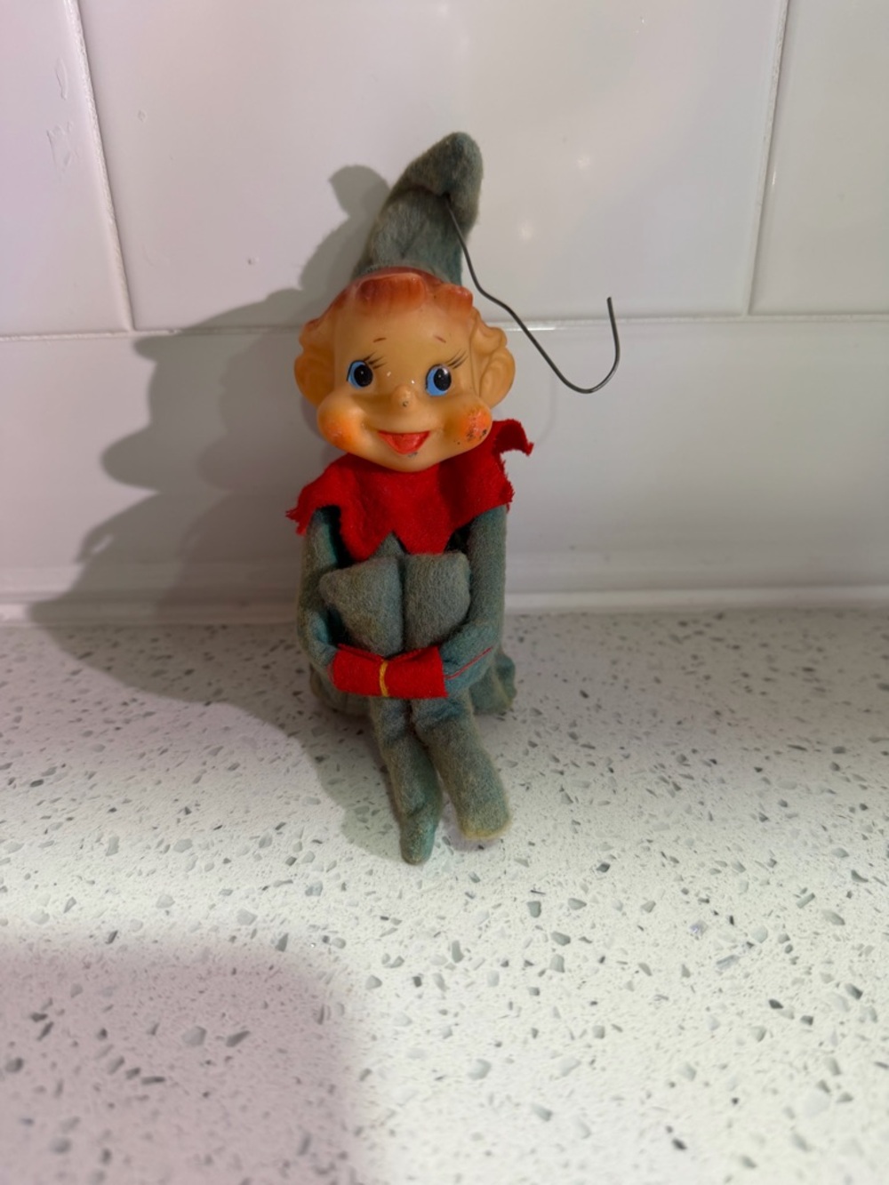 Vintage Christmas Elf Ornament knee hugger